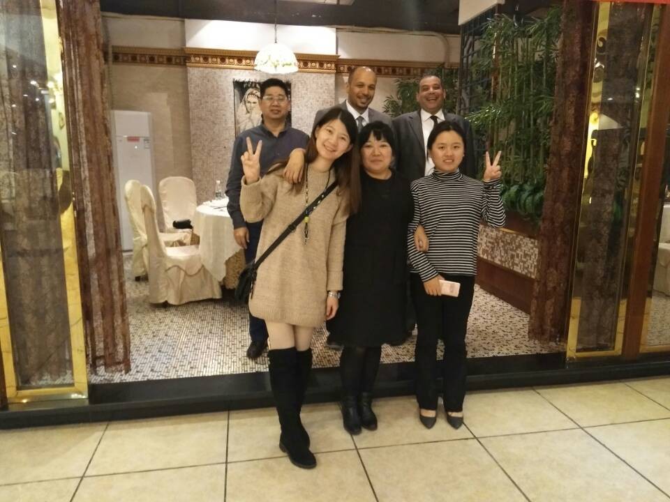 沙特客戶?????來華到訪金昶泰采購玻璃膠生產線設備